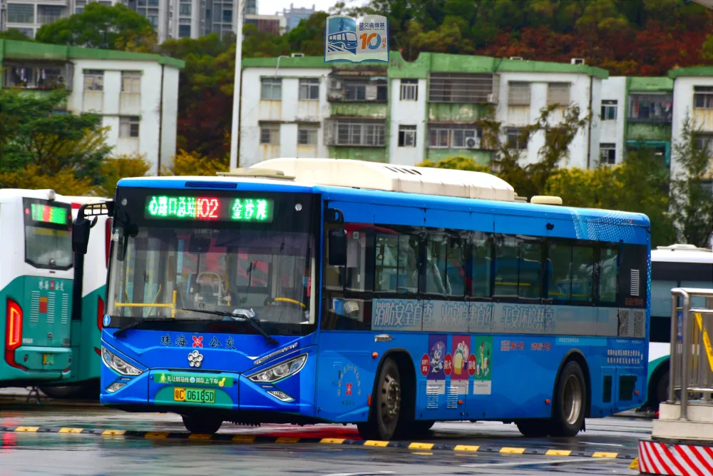 GTQ6105BEVBT11